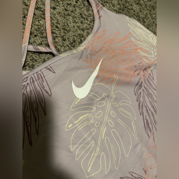 💖💜NWT Nike Top - Picture 3 of 7